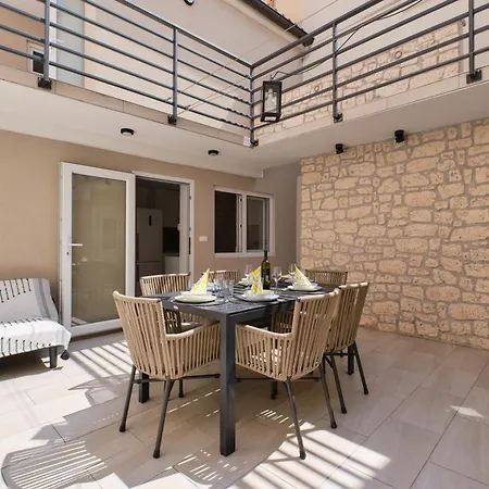 Villa Losinj Chic Retreat *