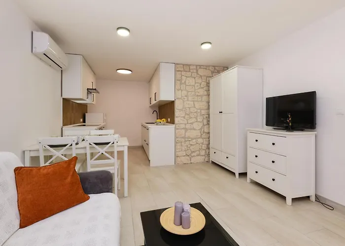 Losinj Chic Retreat מאלי לוסיניי