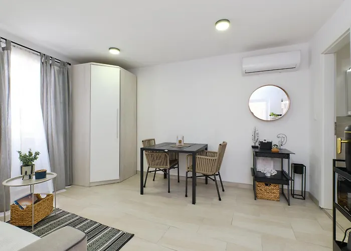 ヴィラ Losinj Chic Retreat マリ・ロシニュ